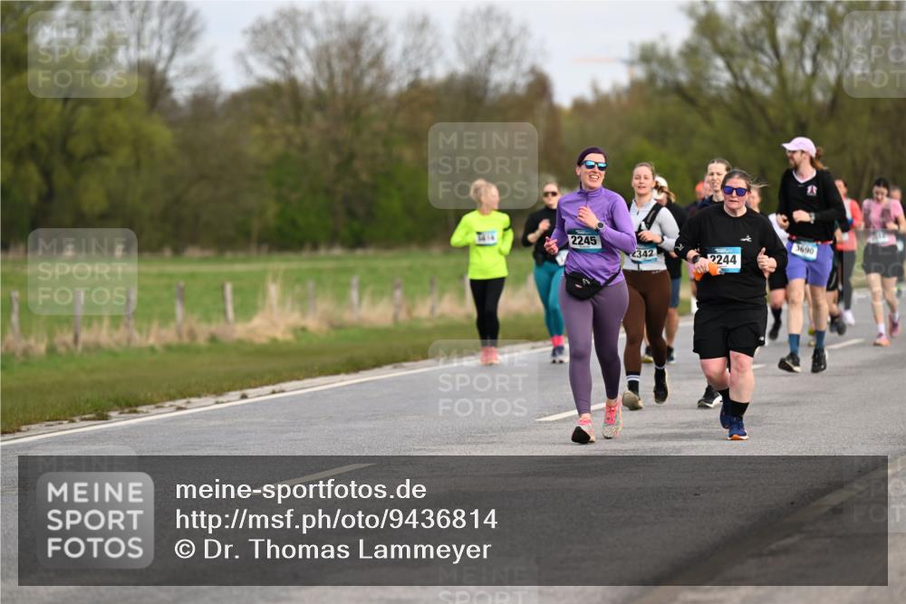 12.04.2026 - 45. Internationalen Wilhelmsburger Insellauf Dr. Thomas Lammeyer http://msf.ph/oto/9436814 12.04.2026 09:28:49 Laufen 2245, 4342, 2244, 3690 meine-sportfotos.de