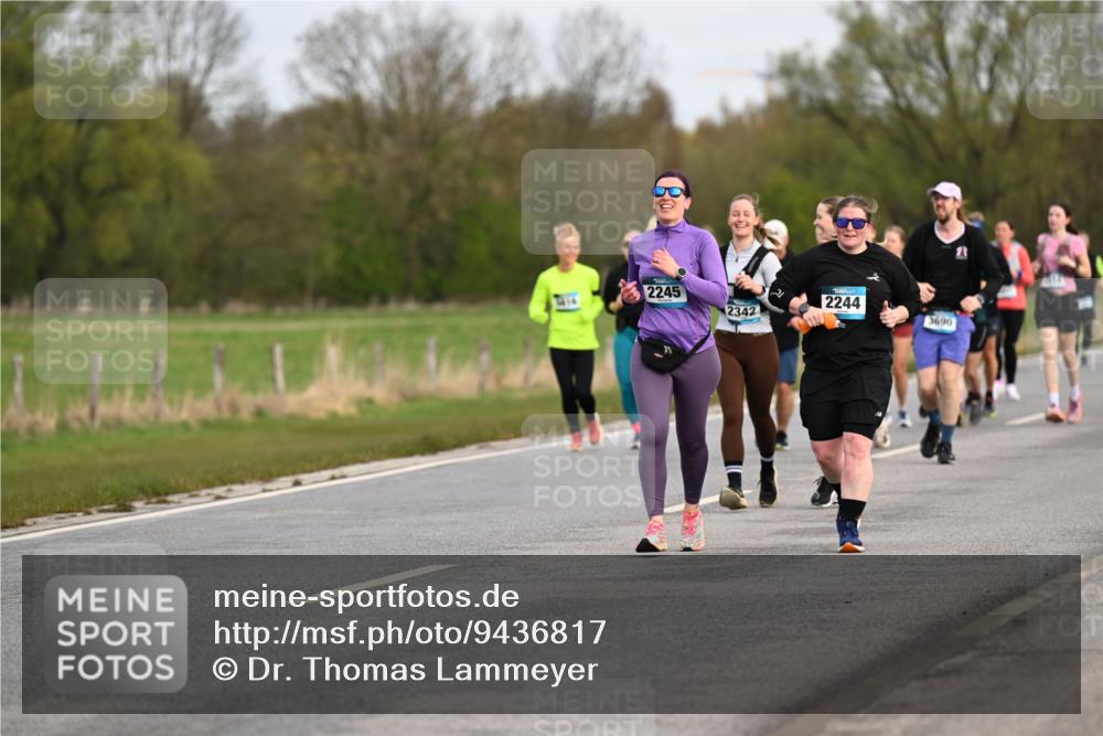 12.04.2026 - 45. Internationalen Wilhelmsburger Insellauf Dr. Thomas Lammeyer http://msf.ph/oto/9436817 12.04.2026 09:28:50 Laufen 2245, 1614, 2244, 12342, 3690 meine-sportfotos.de