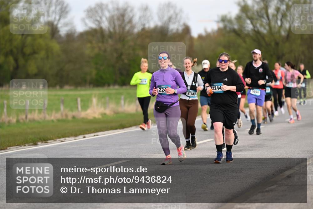 12.04.2026 - 45. Internationalen Wilhelmsburger Insellauf Dr. Thomas Lammeyer http://msf.ph/oto/9436824 12.04.2026 09:28:50 Laufen 22, 2342, 2244, 3690 meine-sportfotos.de