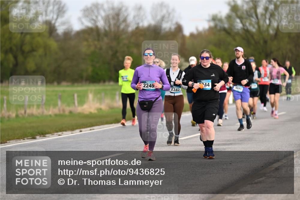 12.04.2026 - 45. Internationalen Wilhelmsburger Insellauf Dr. Thomas Lammeyer http://msf.ph/oto/9436825 12.04.2026 09:28:51 Laufen 2245, 2342, 244, 3690 meine-sportfotos.de