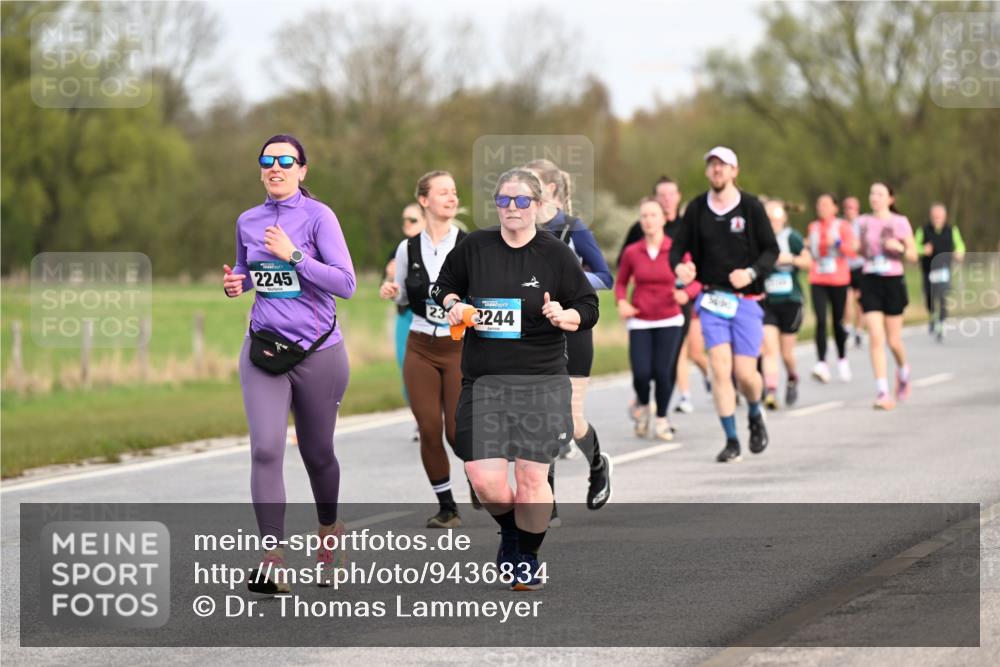 12.04.2026 - 45. Internationalen Wilhelmsburger Insellauf Dr. Thomas Lammeyer http://msf.ph/oto/9436834 12.04.2026 09:28:53 Laufen 2245, 23, 2244 meine-sportfotos.de