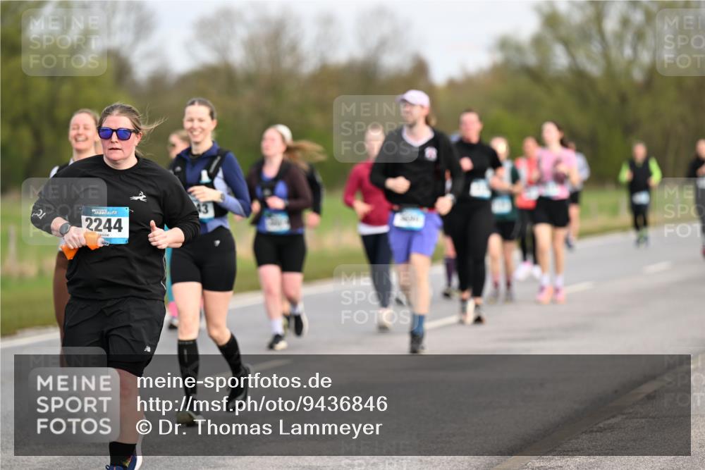 12.04.2026 - 45. Internationalen Wilhelmsburger Insellauf Dr. Thomas Lammeyer http://msf.ph/oto/9436846 12.04.2026 09:28:55 Laufen 21, 2244 meine-sportfotos.de