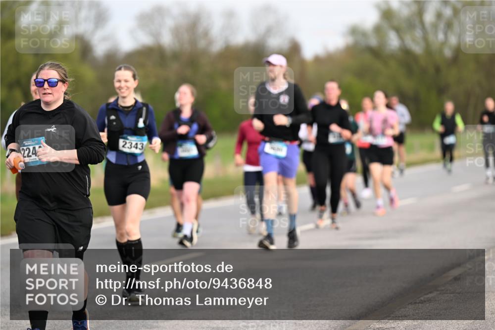 12.04.2026 - 45. Internationalen Wilhelmsburger Insellauf Dr. Thomas Lammeyer http://msf.ph/oto/9436848 12.04.2026 09:28:55 Laufen 224, 2343 meine-sportfotos.de