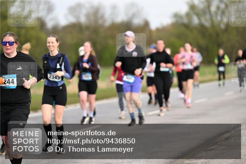12.04.2026 - 45. Internationalen Wilhelmsburger Insellauf Dr. Thomas Lammeyer http://msf.ph/oto/9436850 12.04.2026 09:28:55 Laufen 244, 2343 meine-sportfotos.de