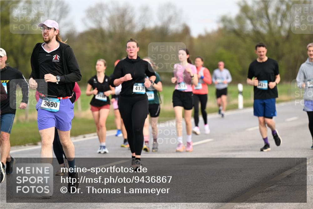 12.04.2026 - 45. Internationalen Wilhelmsburger Insellauf Dr. Thomas Lammeyer http://msf.ph/oto/9436867 12.04.2026 09:28:58 Laufen 3690, 5421, 30, 4136 meine-sportfotos.de