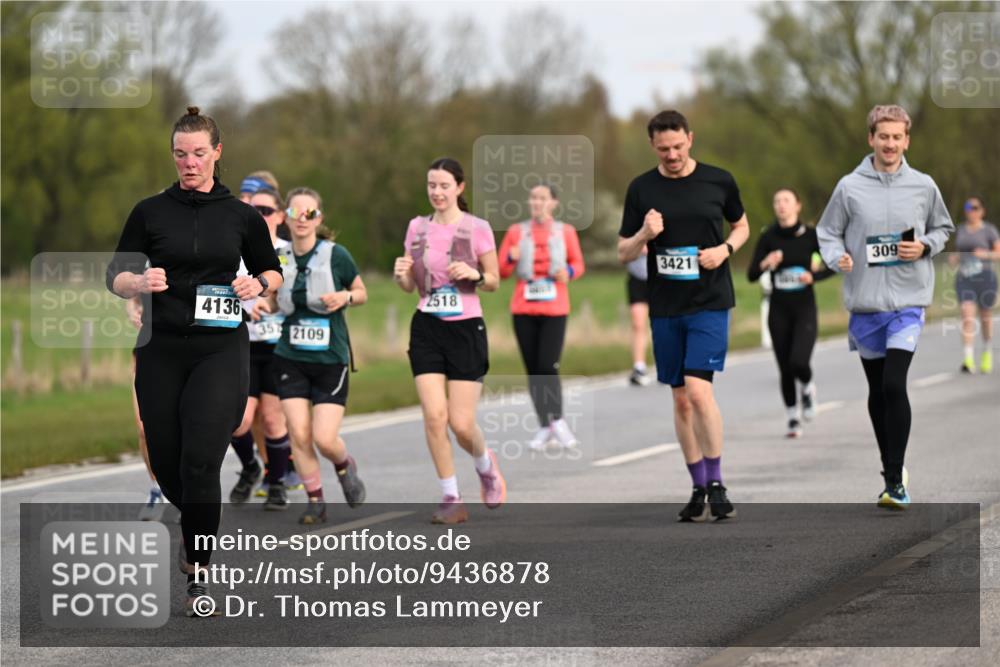 12.04.2026 - 45. Internationalen Wilhelmsburger Insellauf Dr. Thomas Lammeyer http://msf.ph/oto/9436878 12.04.2026 09:29:00 Laufen 4136, 35, 2109, 2518, 3421, 309 meine-sportfotos.de