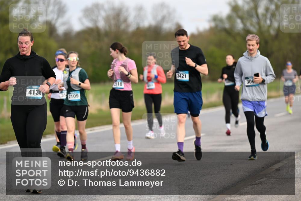 12.04.2026 - 45. Internationalen Wilhelmsburger Insellauf Dr. Thomas Lammeyer http://msf.ph/oto/9436882 12.04.2026 09:29:01 Laufen 4136, 2109, 518, 3421, 309 meine-sportfotos.de