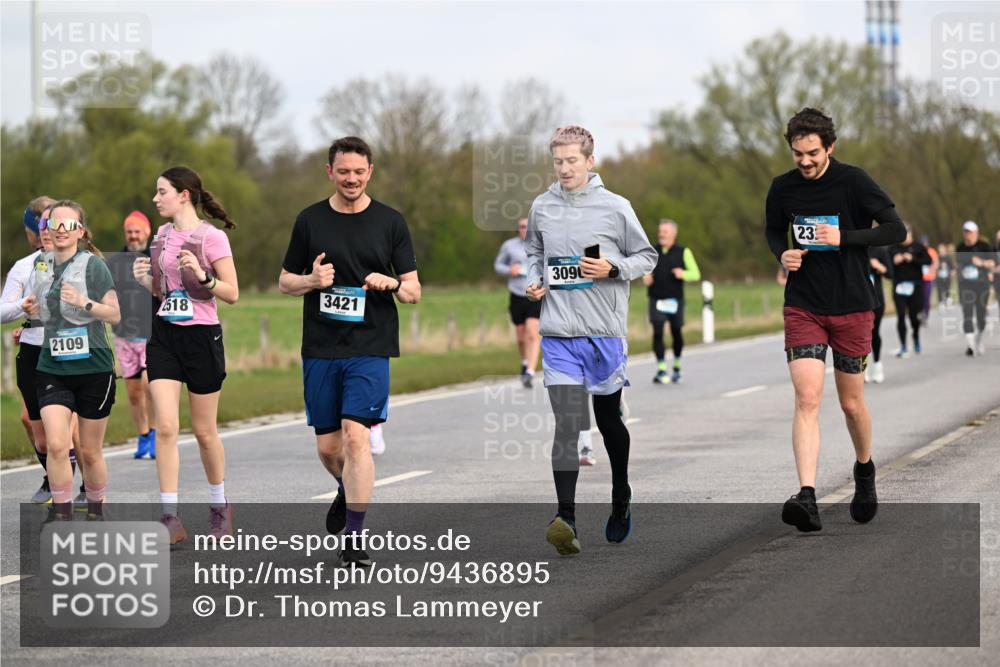 12.04.2026 - 45. Internationalen Wilhelmsburger Insellauf Dr. Thomas Lammeyer http://msf.ph/oto/9436895 12.04.2026 09:29:03 Laufen 2109, 2518, 3421, 3090, 23 meine-sportfotos.de