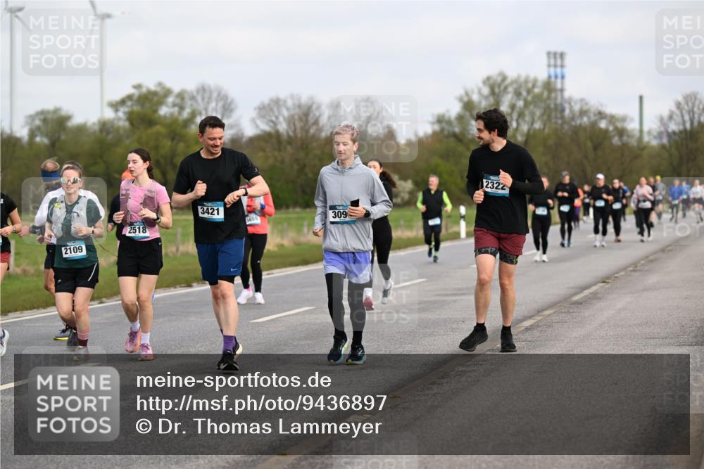 12.04.2026 - 45. Internationalen Wilhelmsburger Insellauf Dr. Thomas Lammeyer http://msf.ph/oto/9436897 12.04.2026 09:29:03 Laufen 2518, 2109, 3421, 5655, 3096, 2322 meine-sportfotos.de