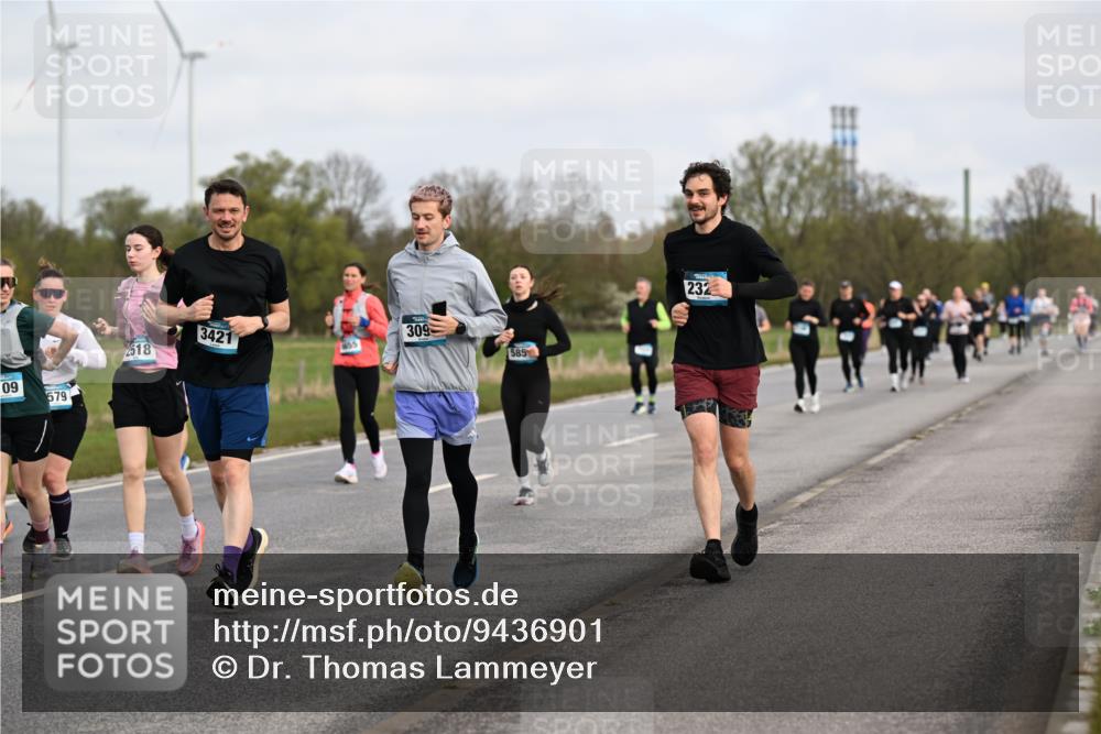 12.04.2026 - 45. Internationalen Wilhelmsburger Insellauf Dr. Thomas Lammeyer http://msf.ph/oto/9436901 12.04.2026 09:29:04 Laufen 09, 579, 3421, 2518, 309, 585, 232 meine-sportfotos.de