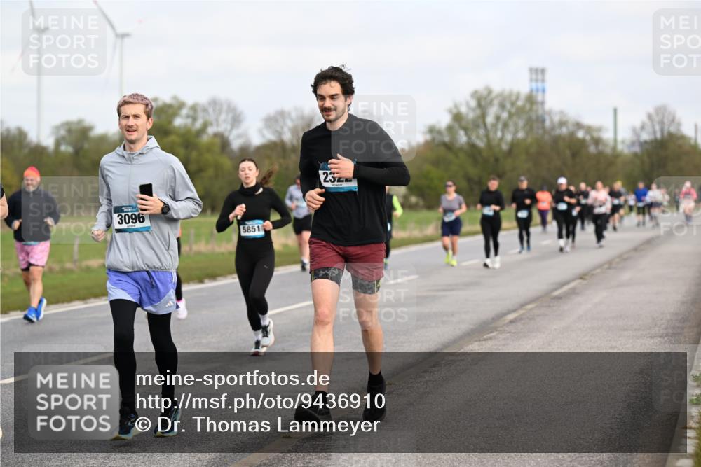 12.04.2026 - 45. Internationalen Wilhelmsburger Insellauf Dr. Thomas Lammeyer http://msf.ph/oto/9436910 12.04.2026 09:29:06 Laufen 3096, 5851, 232 meine-sportfotos.de