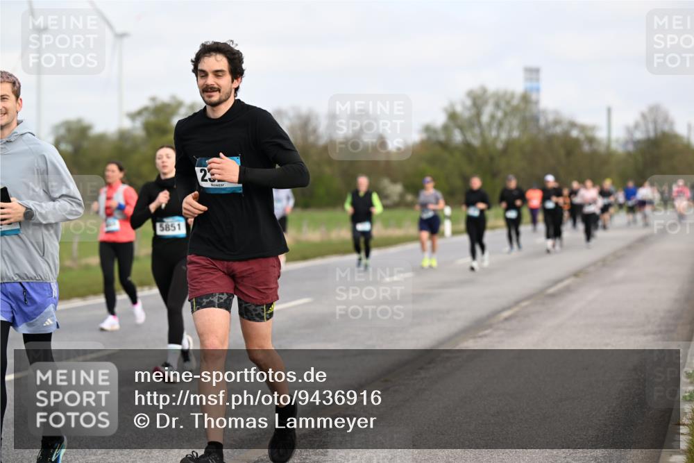 12.04.2026 - 45. Internationalen Wilhelmsburger Insellauf Dr. Thomas Lammeyer http://msf.ph/oto/9436916 12.04.2026 09:29:07 Laufen 5851, 25 meine-sportfotos.de