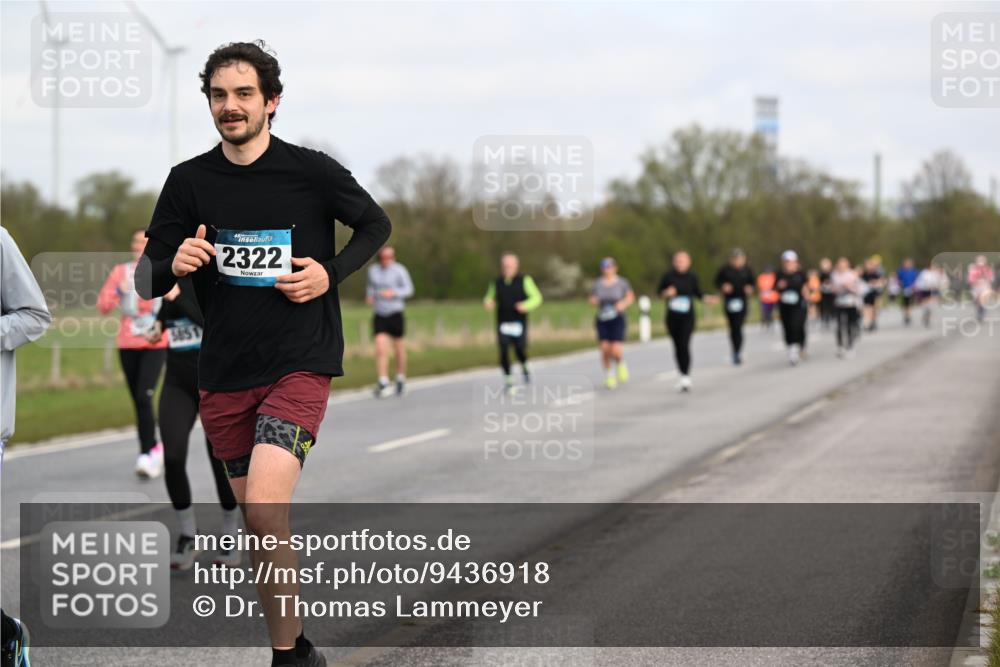 12.04.2026 - 45. Internationalen Wilhelmsburger Insellauf Dr. Thomas Lammeyer http://msf.ph/oto/9436918 12.04.2026 09:29:07 Laufen 2322 meine-sportfotos.de