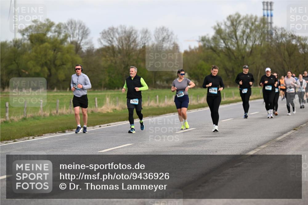 12.04.2026 - 45. Internationalen Wilhelmsburger Insellauf Dr. Thomas Lammeyer http://msf.ph/oto/9436926 12.04.2026 09:29:08 Laufen 473, 2424, 3688, 2146, 2697 meine-sportfotos.de