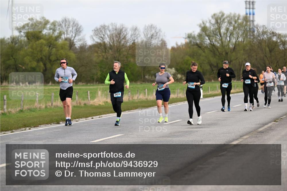 12.04.2026 - 45. Internationalen Wilhelmsburger Insellauf Dr. Thomas Lammeyer http://msf.ph/oto/9436929 12.04.2026 09:29:09 Laufen 1737, 3688, 2146, 2697, 2698, 374, 2424 meine-sportfotos.de