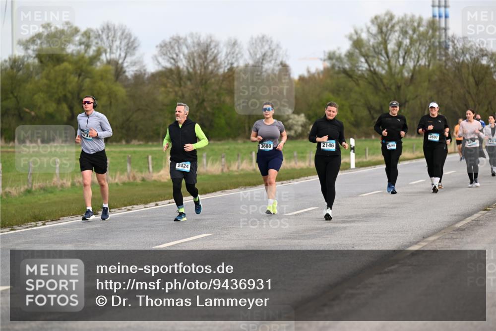 12.04.2026 - 45. Internationalen Wilhelmsburger Insellauf Dr. Thomas Lammeyer http://msf.ph/oto/9436931 12.04.2026 09:29:09 Laufen 2424, 3688, 2146, 2698, 2697, 52, 4374 meine-sportfotos.de