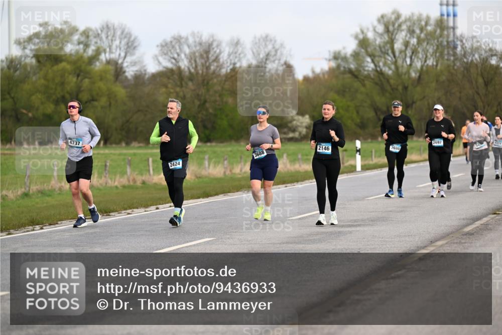 12.04.2026 - 45. Internationalen Wilhelmsburger Insellauf Dr. Thomas Lammeyer http://msf.ph/oto/9436933 12.04.2026 09:29:09 Laufen 4737, 2424, 3688, 2146, 2698, 2697, 52, 4374 meine-sportfotos.de