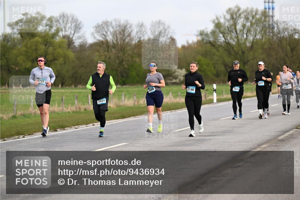 12.04.2026 - 45. Internationalen Wilhelmsburger Insellauf Dr. Thomas Lammeyer http://msf.ph/oto/9436934 12.04.2026 09:29:09 Laufen 4737, 3688, 2424, 2146, 2697, 2698 meine-sportfotos.de