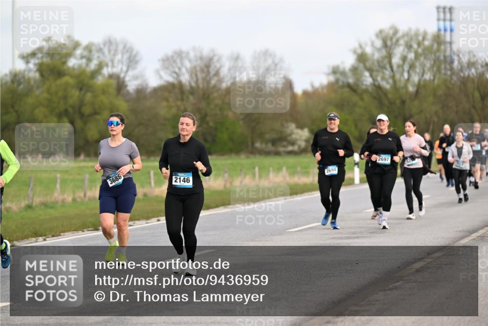 12.04.2026 - 45. Internationalen Wilhelmsburger Insellauf Dr. Thomas Lammeyer http://msf.ph/oto/9436959 12.04.2026 09:29:13 Laufen 3688, 2146, 2698, 2697 meine-sportfotos.de