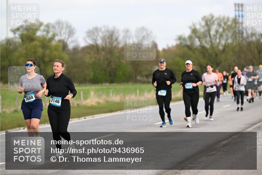 12.04.2026 - 45. Internationalen Wilhelmsburger Insellauf Dr. Thomas Lammeyer http://msf.ph/oto/9436965 12.04.2026 09:29:14 Laufen 3688, 2146, 2690, 2697 meine-sportfotos.de