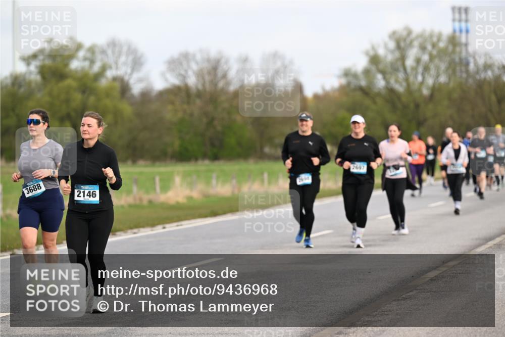 12.04.2026 - 45. Internationalen Wilhelmsburger Insellauf Dr. Thomas Lammeyer http://msf.ph/oto/9436968 12.04.2026 09:29:15 Laufen 3688, 2146 meine-sportfotos.de