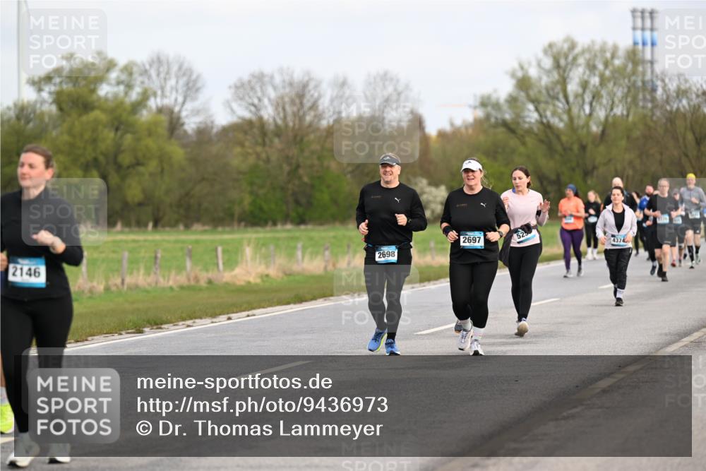 12.04.2026 - 45. Internationalen Wilhelmsburger Insellauf Dr. Thomas Lammeyer http://msf.ph/oto/9436973 12.04.2026 09:29:15 Laufen 2146, 2698, 2697, 52, 4374 meine-sportfotos.de