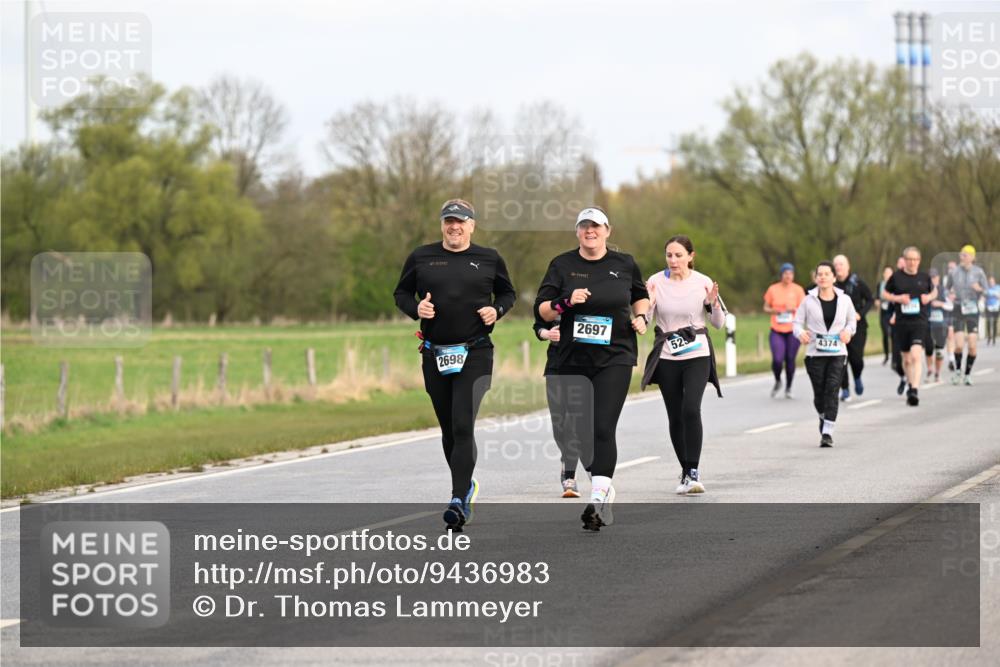 12.04.2026 - 45. Internationalen Wilhelmsburger Insellauf Dr. Thomas Lammeyer http://msf.ph/oto/9436983 12.04.2026 09:29:17 Laufen 2698, 2697, 525, 4374 meine-sportfotos.de