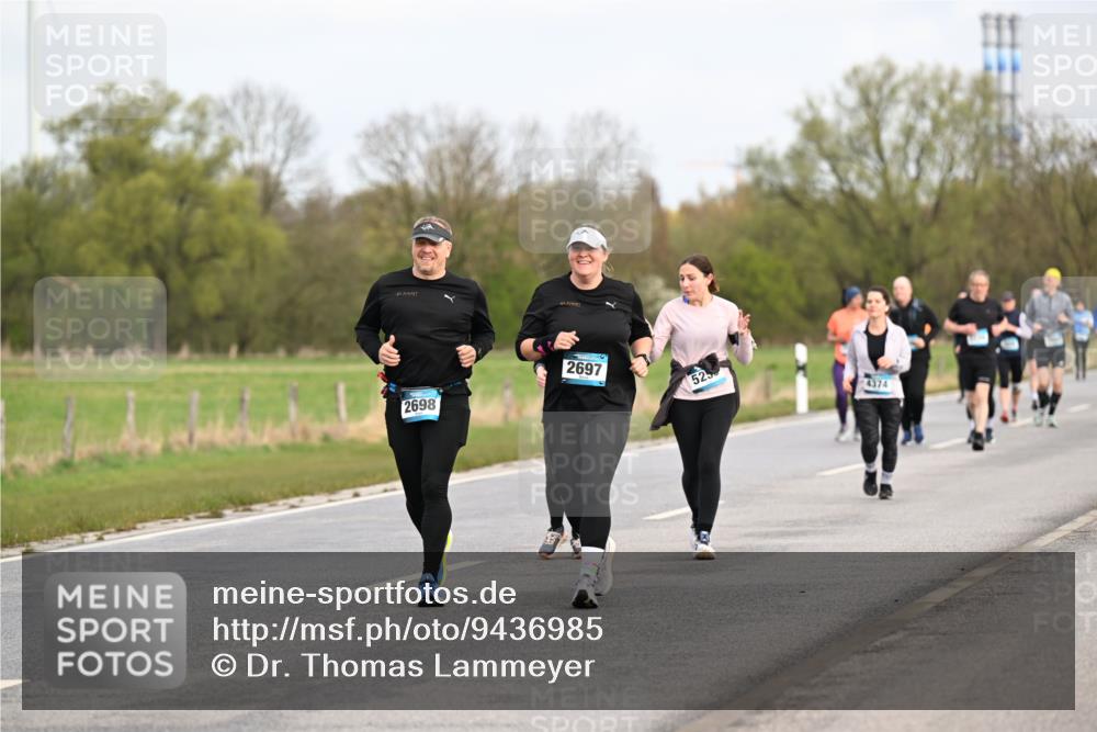12.04.2026 - 45. Internationalen Wilhelmsburger Insellauf Dr. Thomas Lammeyer http://msf.ph/oto/9436985 12.04.2026 09:29:17 Laufen 2698, 2697, 525, 4374 meine-sportfotos.de