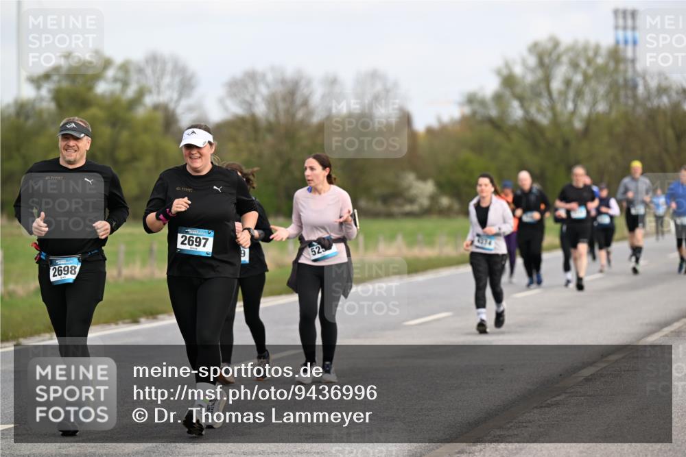12.04.2026 - 45. Internationalen Wilhelmsburger Insellauf Dr. Thomas Lammeyer http://msf.ph/oto/9436996 12.04.2026 09:29:20 Laufen 2698, 2697, 525, 4374 meine-sportfotos.de