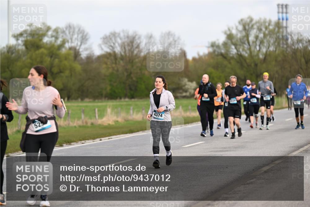 12.04.2026 - 45. Internationalen Wilhelmsburger Insellauf Dr. Thomas Lammeyer http://msf.ph/oto/9437012 12.04.2026 09:29:22 Laufen 52, 4374, 2226 meine-sportfotos.de