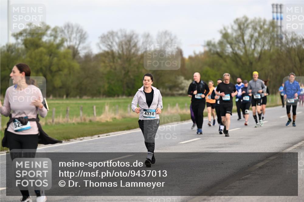 12.04.2026 - 45. Internationalen Wilhelmsburger Insellauf Dr. Thomas Lammeyer http://msf.ph/oto/9437013 12.04.2026 09:29:23 Laufen 52, 4374 meine-sportfotos.de