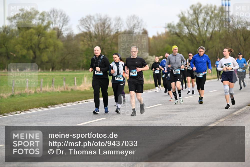 12.04.2026 - 45. Internationalen Wilhelmsburger Insellauf Dr. Thomas Lammeyer http://msf.ph/oto/9437033 12.04.2026 09:29:27 Laufen 2556, 2226, 3885, 2555, 884, 3104 meine-sportfotos.de