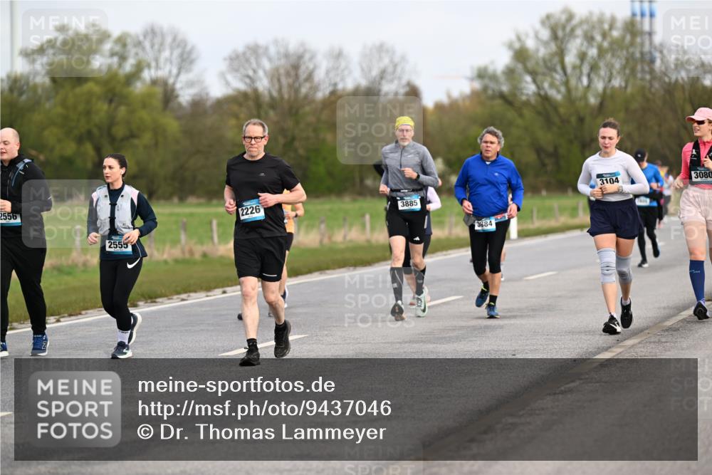 12.04.2026 - 45. Internationalen Wilhelmsburger Insellauf Dr. Thomas Lammeyer http://msf.ph/oto/9437046 12.04.2026 09:29:29 Laufen 2556, 2226, 3885, 2555, 3884, 3104, 3080 meine-sportfotos.de