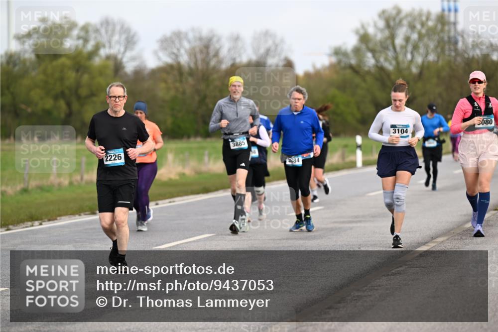 12.04.2026 - 45. Internationalen Wilhelmsburger Insellauf Dr. Thomas Lammeyer http://msf.ph/oto/9437053 12.04.2026 09:29:30 Laufen 2226, 3885, 84, 3104, 080 meine-sportfotos.de