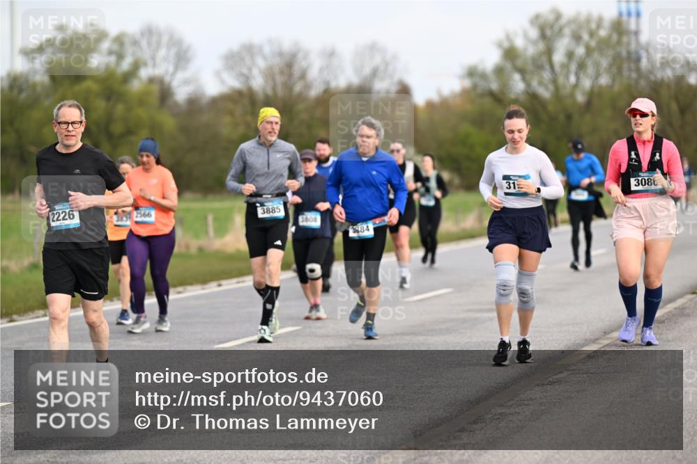 12.04.2026 - 45. Internationalen Wilhelmsburger Insellauf Dr. Thomas Lammeyer http://msf.ph/oto/9437060 12.04.2026 09:29:31 Laufen 2226, 2566, 3885, 3808, 884, 31, 308 meine-sportfotos.de