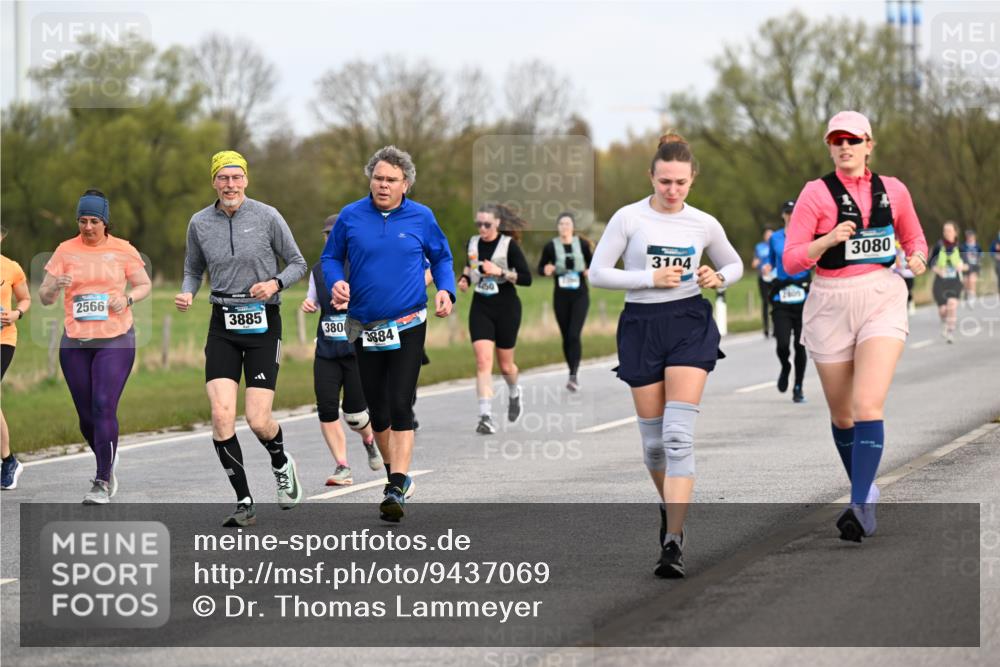 12.04.2026 - 45. Internationalen Wilhelmsburger Insellauf Dr. Thomas Lammeyer http://msf.ph/oto/9437069 12.04.2026 09:29:32 Laufen 2566, 3885, 380, 3884, 3080, 3104 meine-sportfotos.de