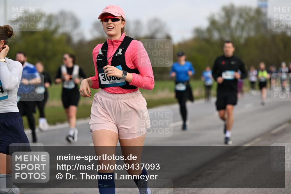 12.04.2026 - 45. Internationalen Wilhelmsburger Insellauf Dr. Thomas Lammeyer http://msf.ph/oto/9437093 12.04.2026 09:29:36 Laufen 300 meine-sportfotos.de