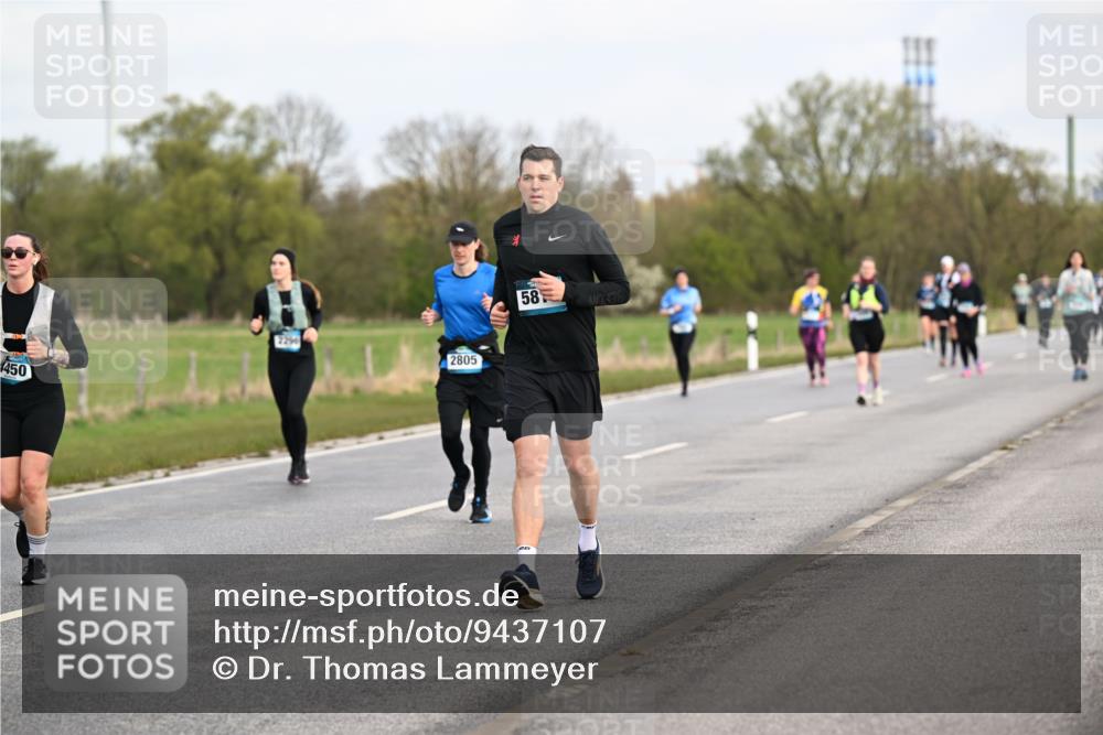 12.04.2026 - 45. Internationalen Wilhelmsburger Insellauf Dr. Thomas Lammeyer http://msf.ph/oto/9437107 12.04.2026 09:29:38 Laufen 450, 2805, 58 meine-sportfotos.de