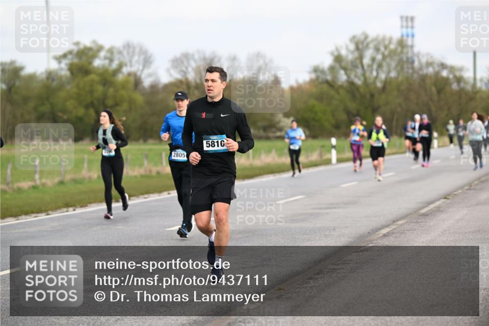 12.04.2026 - 45. Internationalen Wilhelmsburger Insellauf Dr. Thomas Lammeyer http://msf.ph/oto/9437111 12.04.2026 09:29:39 Laufen 2805, 581 meine-sportfotos.de
