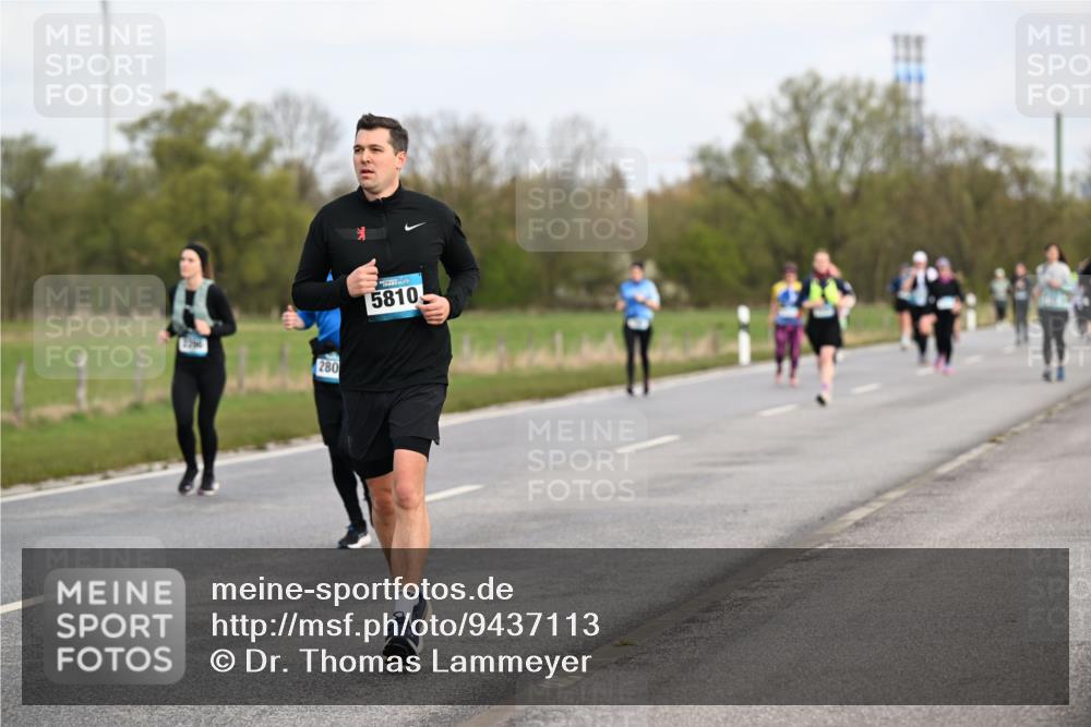 12.04.2026 - 45. Internationalen Wilhelmsburger Insellauf Dr. Thomas Lammeyer http://msf.ph/oto/9437113 12.04.2026 09:29:39 Laufen 280, 5810 meine-sportfotos.de