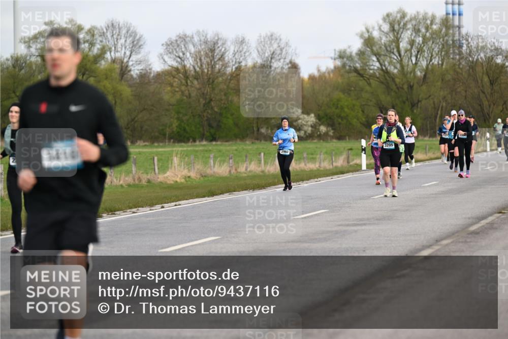 12.04.2026 - 45. Internationalen Wilhelmsburger Insellauf Dr. Thomas Lammeyer http://msf.ph/oto/9437116 12.04.2026 09:29:40 Laufen 1810, 2960, 3205, 230 meine-sportfotos.de