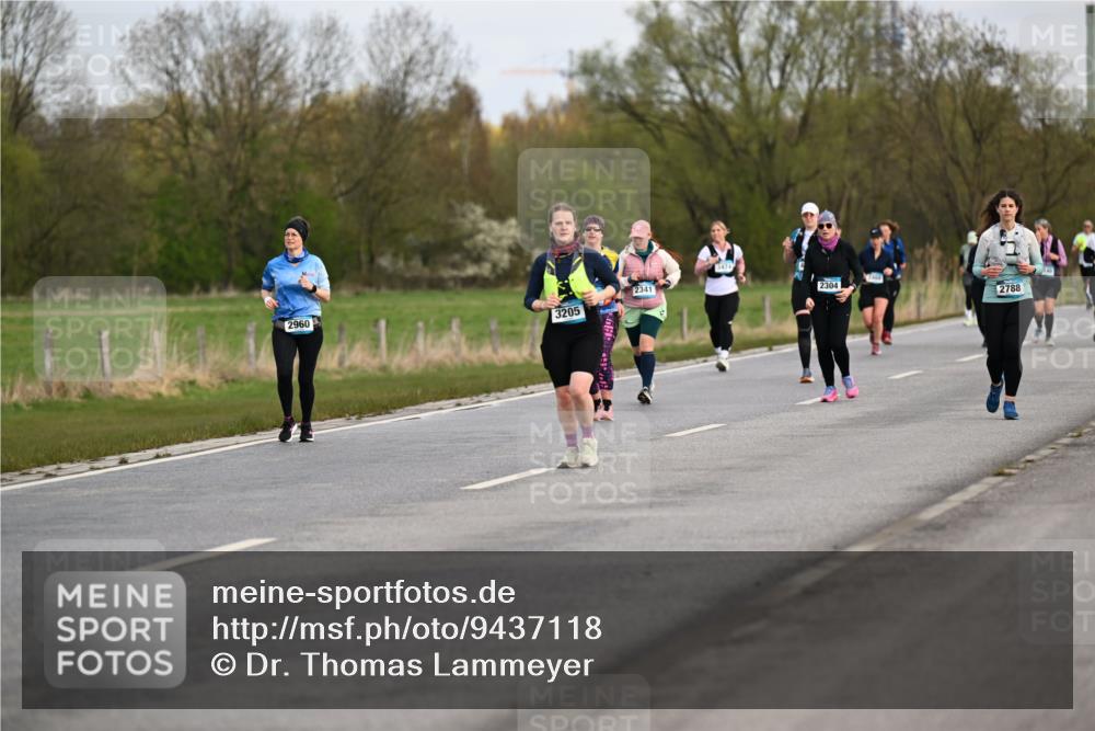 12.04.2026 - 45. Internationalen Wilhelmsburger Insellauf Dr. Thomas Lammeyer http://msf.ph/oto/9437118 12.04.2026 09:29:43 Laufen 2960, 3205, 2341, 2304, 2788 meine-sportfotos.de