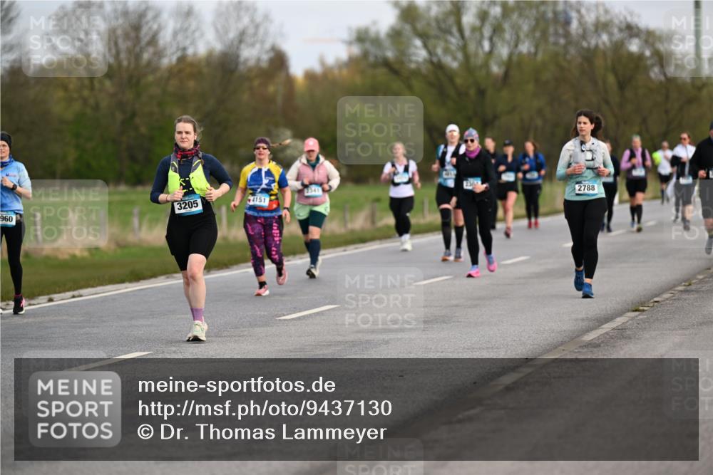 12.04.2026 - 45. Internationalen Wilhelmsburger Insellauf Dr. Thomas Lammeyer http://msf.ph/oto/9437130 12.04.2026 09:29:46 Laufen 960, 3205, 4151, 2788 meine-sportfotos.de