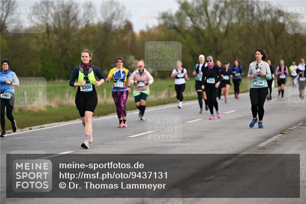 12.04.2026 - 45. Internationalen Wilhelmsburger Insellauf Dr. Thomas Lammeyer http://msf.ph/oto/9437131 12.04.2026 09:29:46 Laufen 4151, 3205, 2960, 2788 meine-sportfotos.de