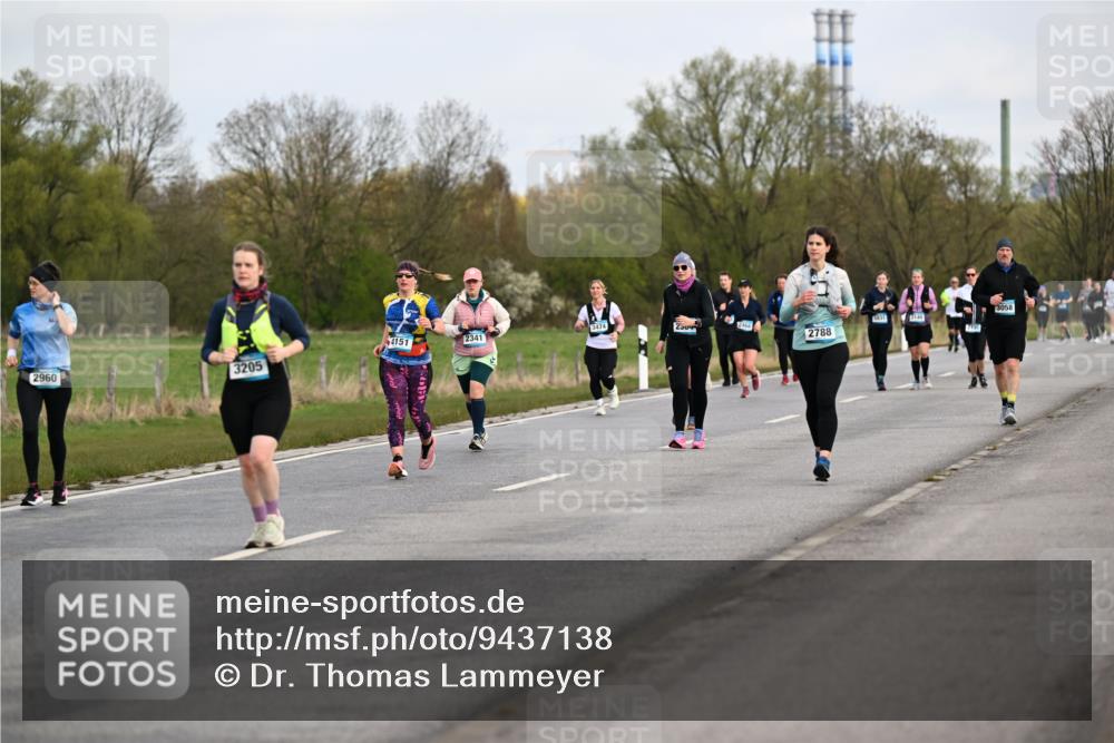 12.04.2026 - 45. Internationalen Wilhelmsburger Insellauf Dr. Thomas Lammeyer http://msf.ph/oto/9437138 12.04.2026 09:29:47 Laufen 3474, 4151, 2341, 2788, 2960, 3205, 2140, 3058 meine-sportfotos.de