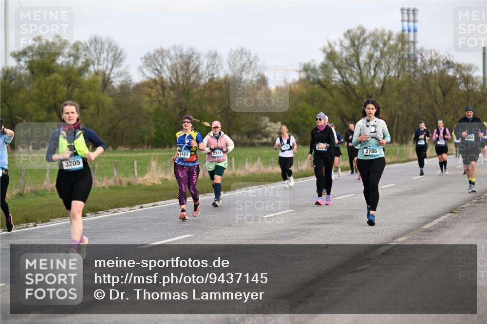 12.04.2026 - 45. Internationalen Wilhelmsburger Insellauf Dr. Thomas Lammeyer http://msf.ph/oto/9437145 12.04.2026 09:29:49 Laufen 3058, 2145, 4151, 2341, 3205, 2788 meine-sportfotos.de