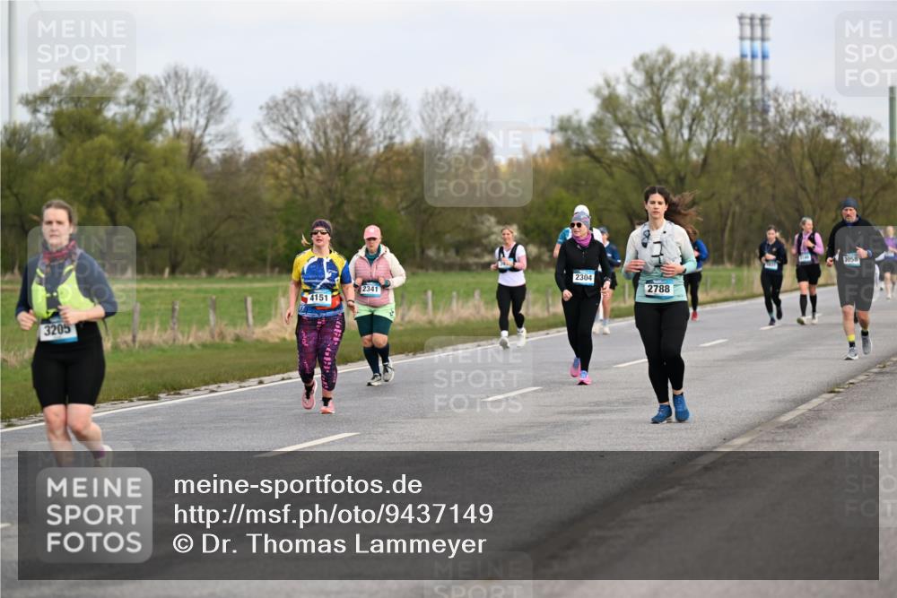12.04.2026 - 45. Internationalen Wilhelmsburger Insellauf Dr. Thomas Lammeyer http://msf.ph/oto/9437149 12.04.2026 09:29:49 Laufen 4151, 3205, 2341, 2304, 2, 2788, 3058 meine-sportfotos.de