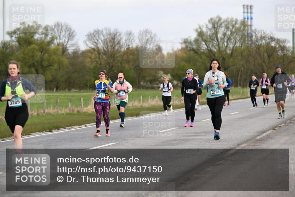 12.04.2026 - 45. Internationalen Wilhelmsburger Insellauf Dr. Thomas Lammeyer http://msf.ph/oto/9437150 12.04.2026 09:29:49 Laufen 3205, 4151, 3474, 2341, 23, 2788, 3058 meine-sportfotos.de