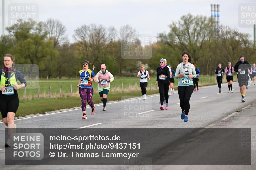 12.04.2026 - 45. Internationalen Wilhelmsburger Insellauf Dr. Thomas Lammeyer http://msf.ph/oto/9437151 12.04.2026 09:29:50 Laufen 3058, 4151, 2341, 2788, 3205 meine-sportfotos.de