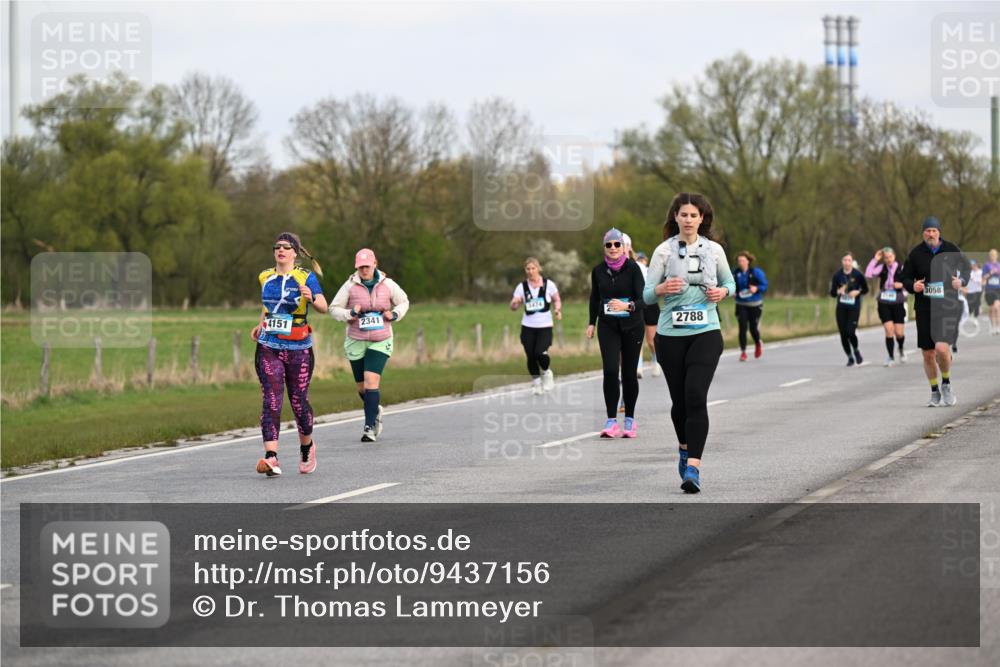 12.04.2026 - 45. Internationalen Wilhelmsburger Insellauf Dr. Thomas Lammeyer http://msf.ph/oto/9437156 12.04.2026 09:29:50 Laufen 4151, 2341, 3474, 2788, 3058 meine-sportfotos.de